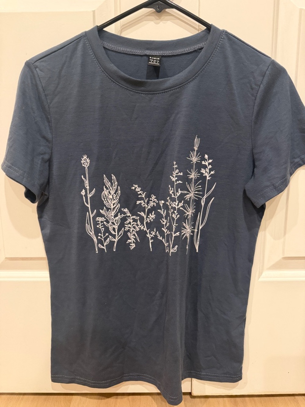 SHEIN Navy Basic Crew Neck Tee